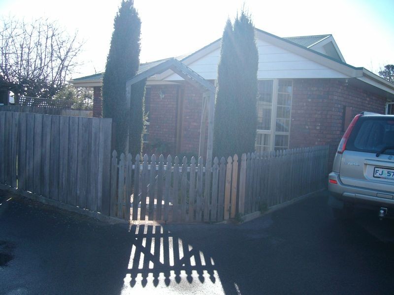 2/62  Joffre Street, Mowbray TAS 7248