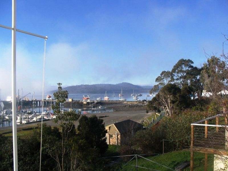130 Flinders Street, Beauty Point TAS 7270