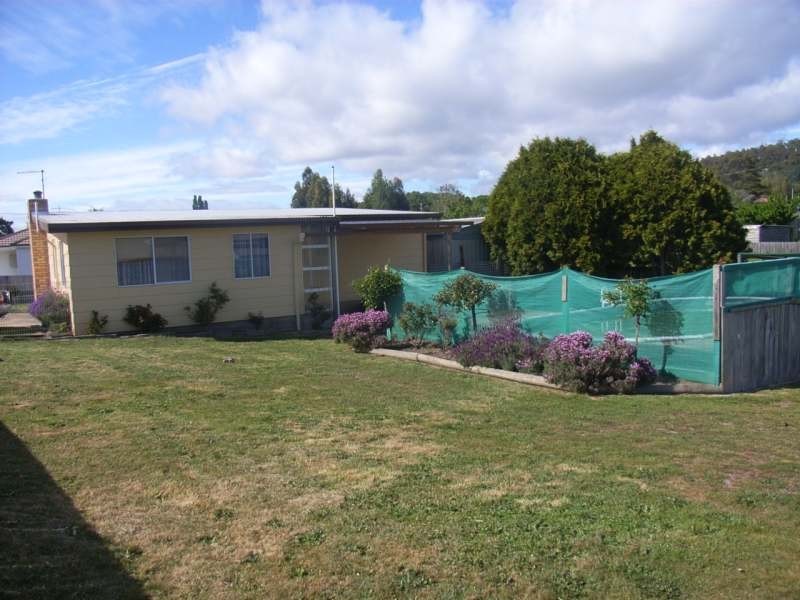 13 Archer Street, Beaconsfield TAS 7270