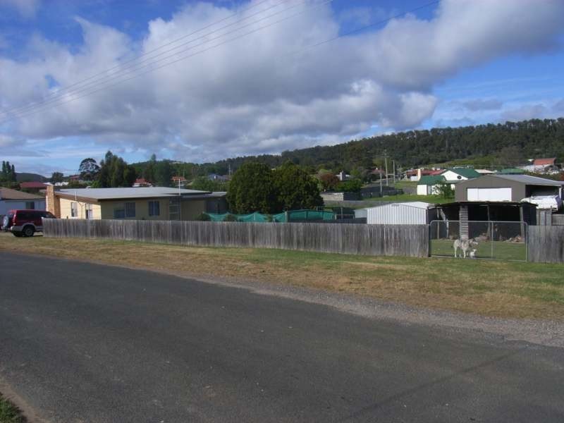 13 Archer Street, Beaconsfield TAS 7270