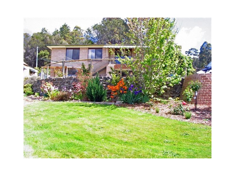 38 Brooklyn Street, Beaconsfield TAS 7270
