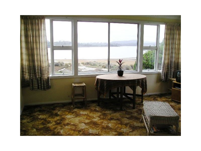 24 West Arm Road, Beauty Point TAS 7270