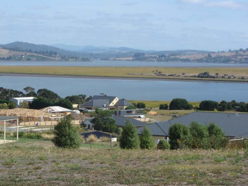 8 Pedley Place, Legana TAS 7277