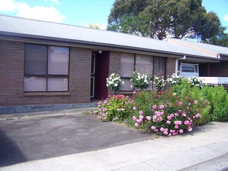 2/162  Weld Sreet, Beaconsfield TAS 7270