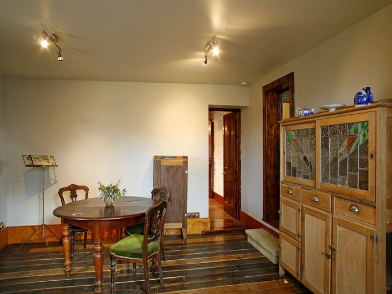 32  Bond Street, Ross TAS 7209