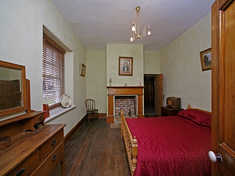 32  Bond Street, Ross TAS 7209