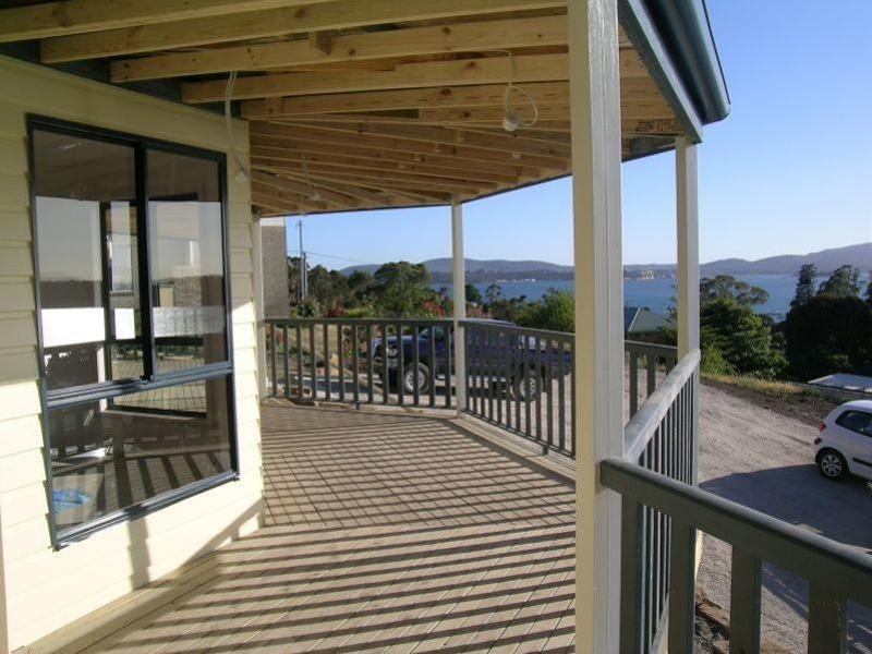 3 Augustus Street, Beauty Point TAS 7270