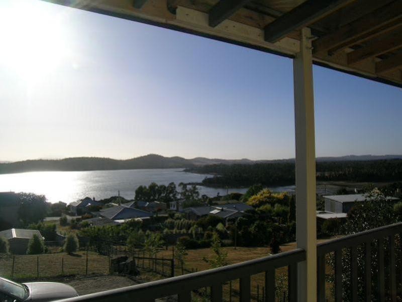 3 Augustus Street, Beauty Point TAS 7270