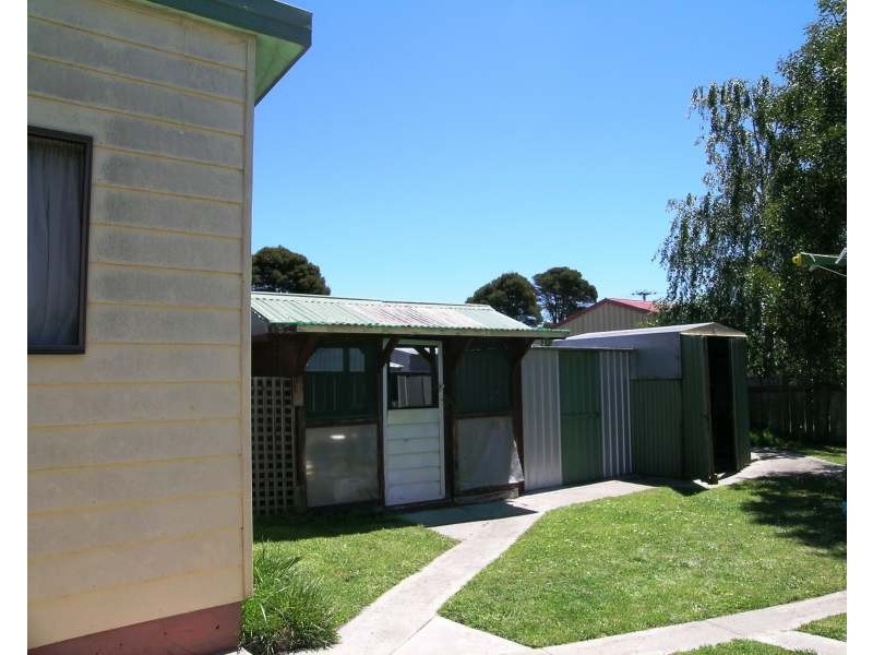 8 Beatty Street, Beauty Point TAS 7270