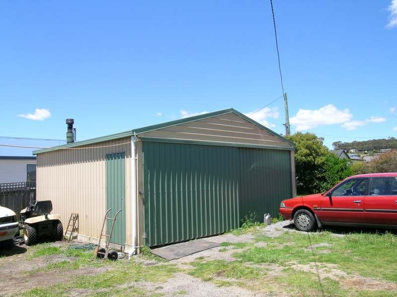 8 Beatty Street, Beauty Point TAS 7270