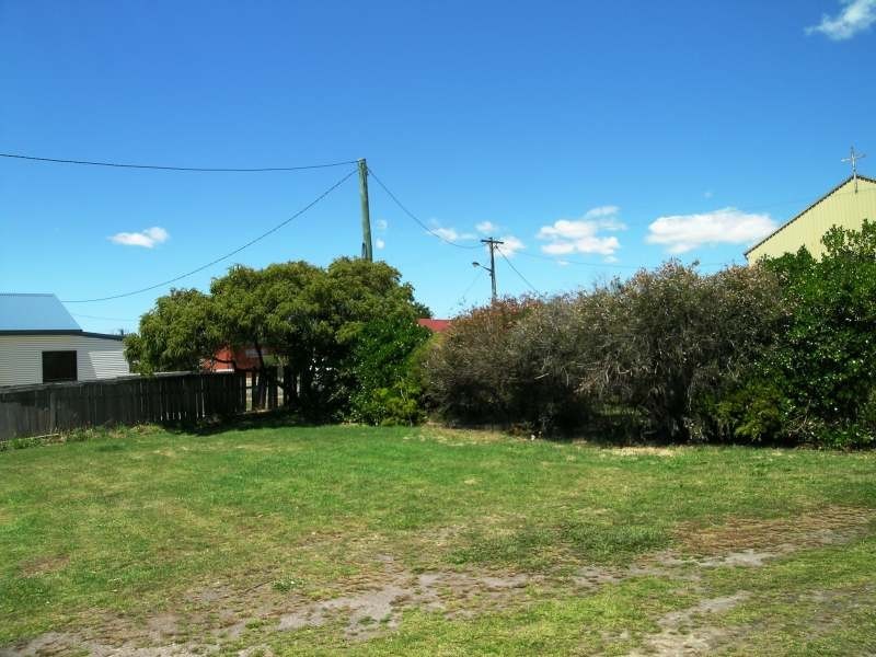 8 Beatty Street, Beauty Point TAS 7270