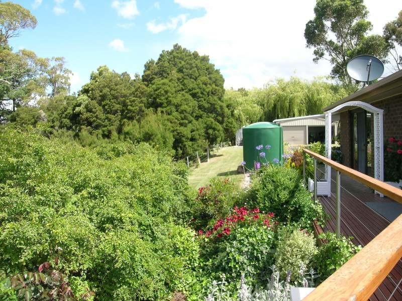 74  Robert Street, Beauty Point TAS 7270