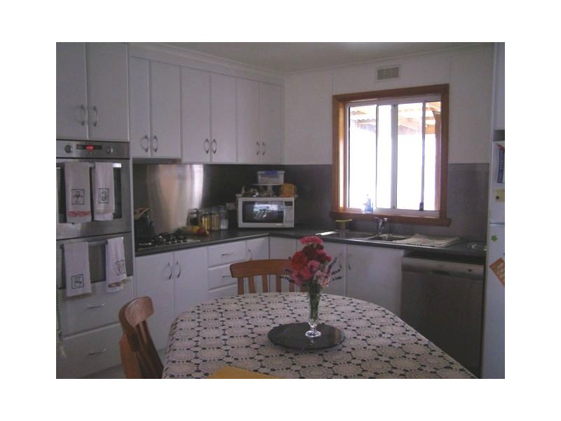 8  Carins Street, Waverley TAS 7250