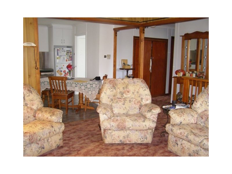 8  Carins Street, Waverley TAS 7250