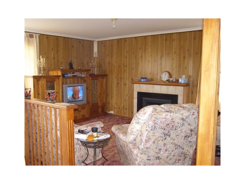 8  Carins Street, Waverley TAS 7250