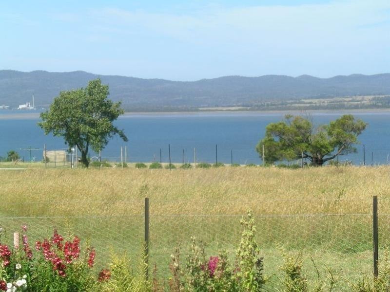 Beauty Point TAS 7270