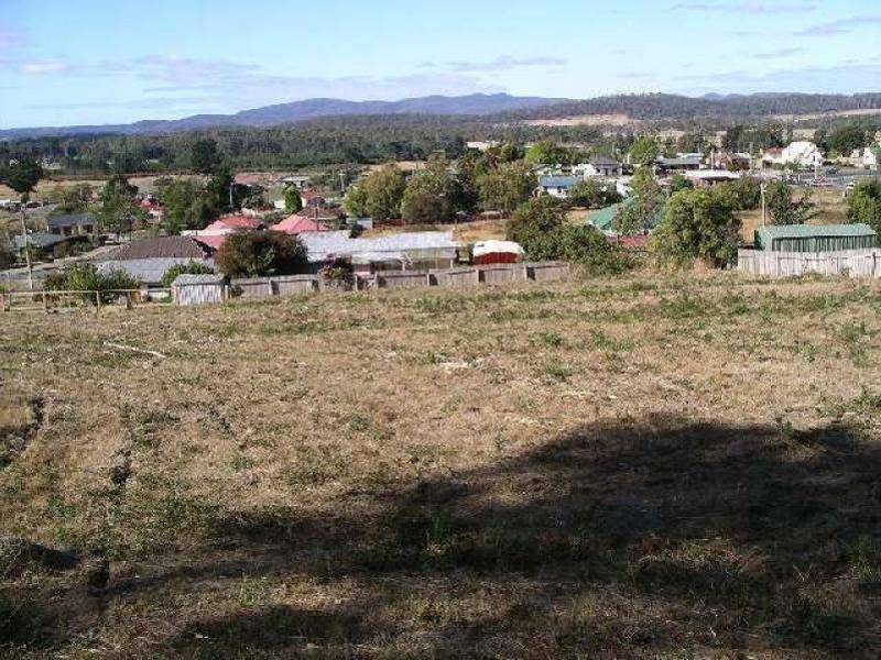 26 Brooklyn Street, Beaconsfield TAS 7270