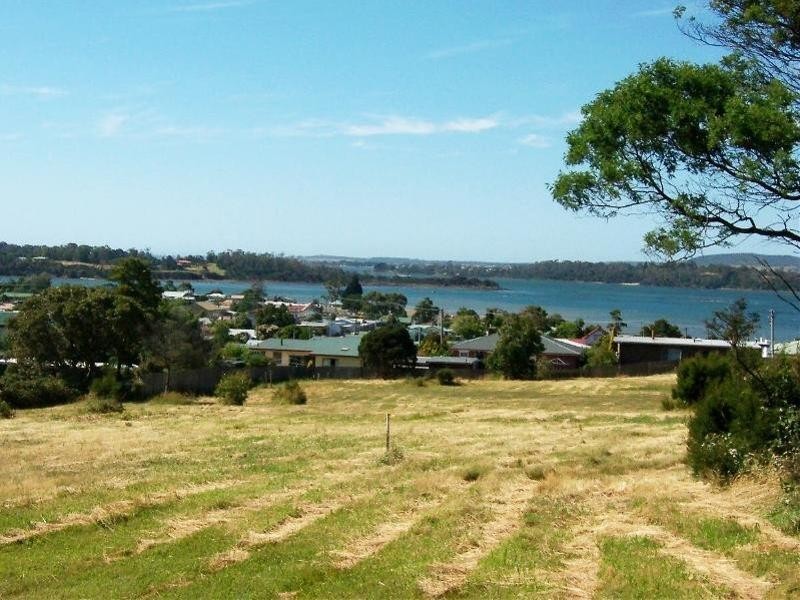 5  Cosgrove Court, Beauty Point TAS 7270