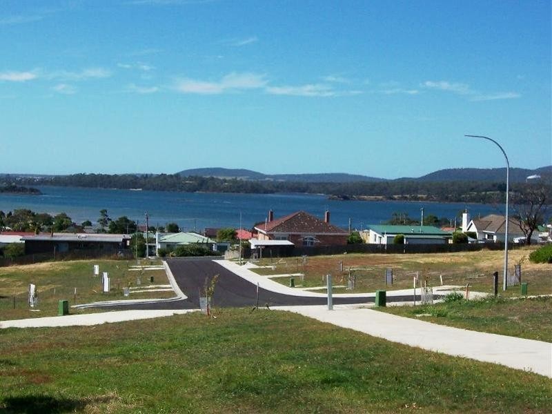 8  Cosgrove Court, Beauty Point TAS 7270