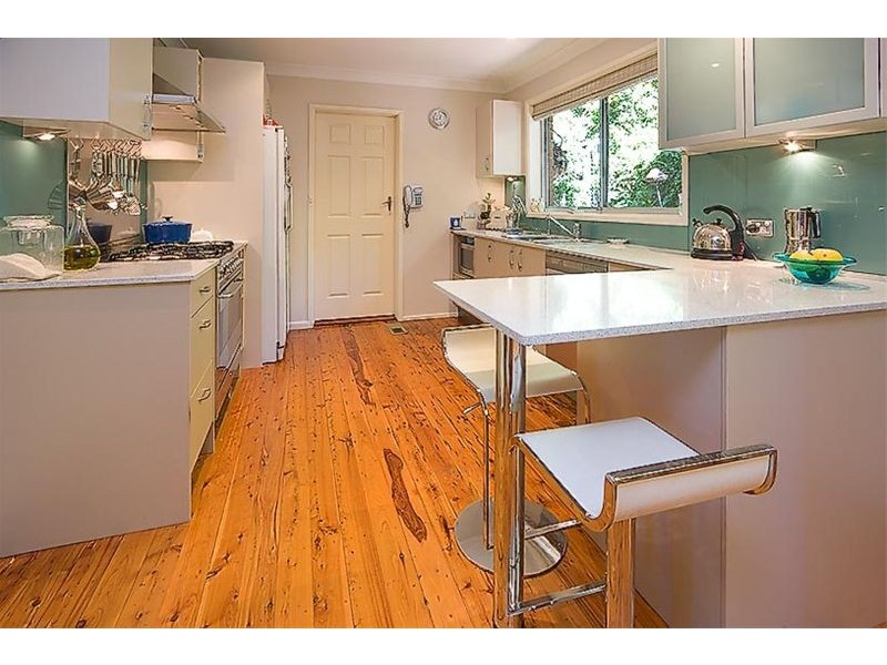 2  Earls Court, Roseville Chase NSW 2069