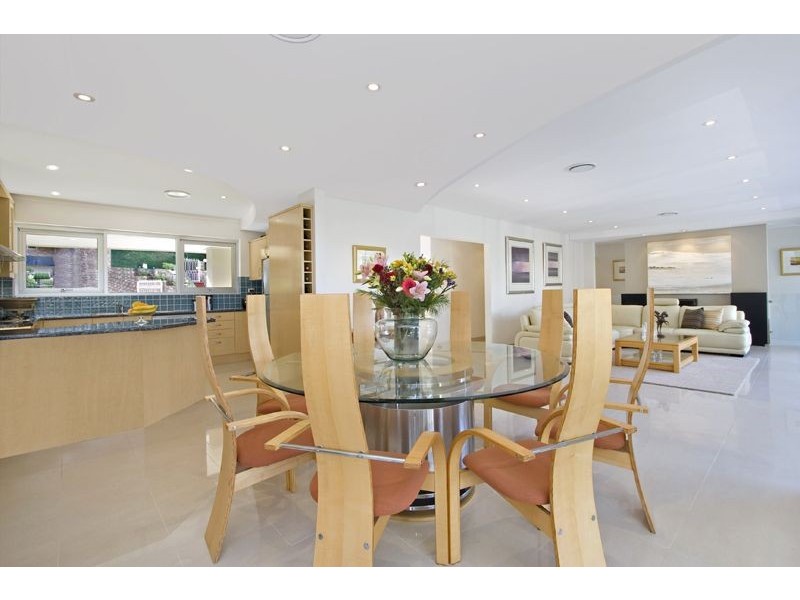 22  The Bulwark, Castlecrag NSW 2068