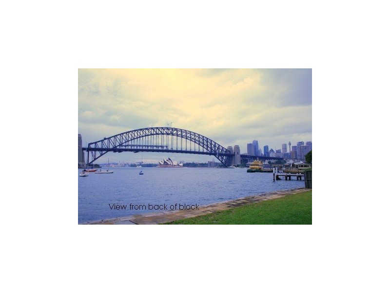 12/19  East Crescent Street, Mcmahons Point NSW 2060