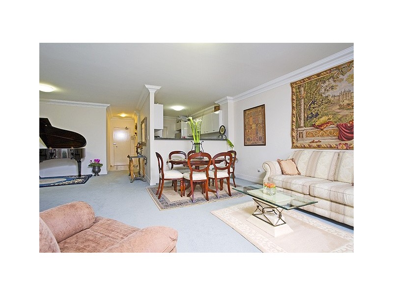 15/214-220 Pacific Highway (facing Ulonga Ave), Greenwich NSW 2065