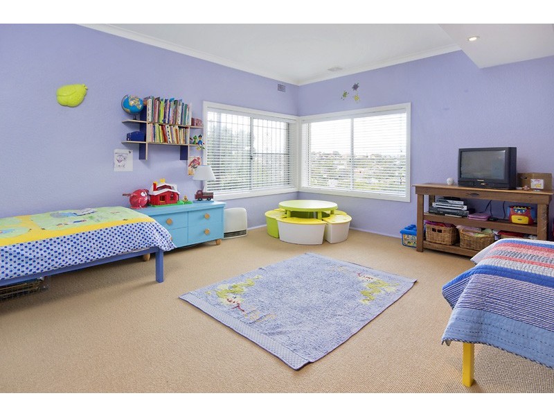 7  The Redoubt, Castlecrag NSW 2068