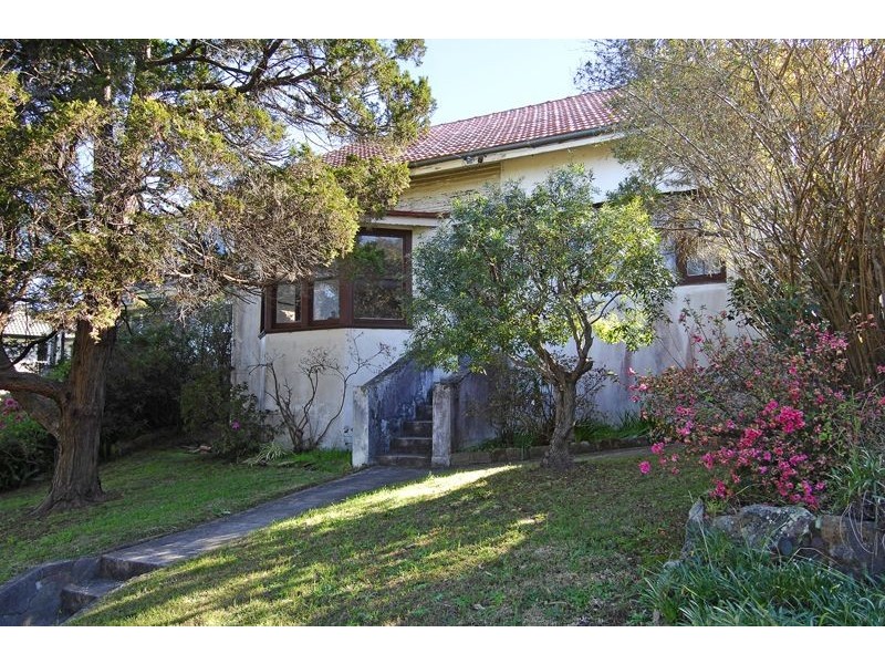 6 Barambah Street, Roseville NSW 2069