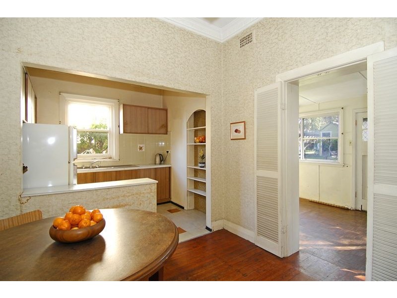 6 Barambah Street, Roseville NSW 2069