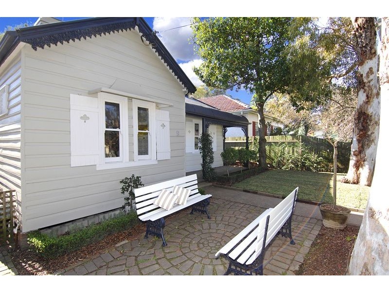 9 Sailors Bay Road, Willoughby NSW 2068