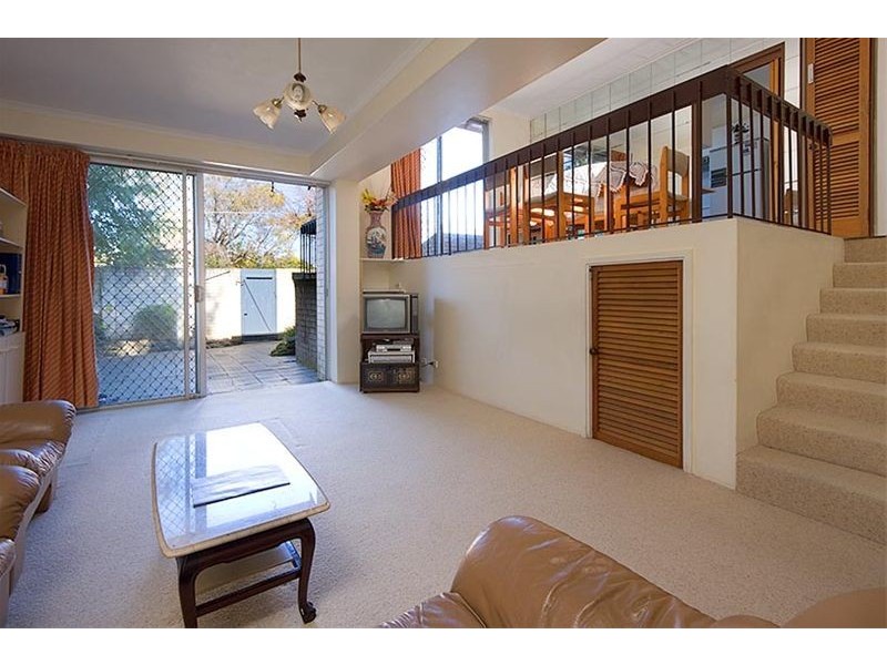 2/19  Clanwilliam Street, Willoughby NSW 2068