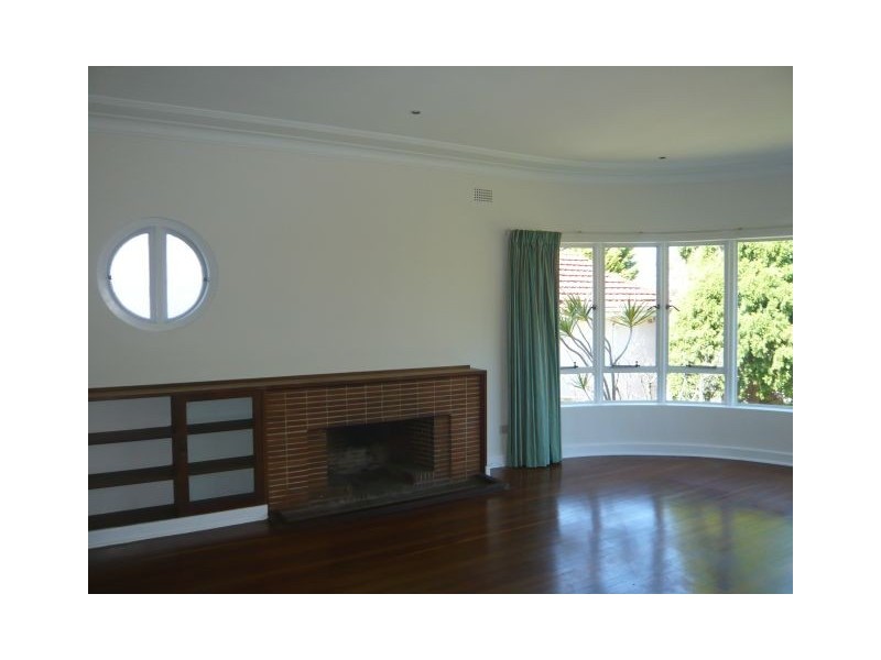1  Warners Avenue, Willoughby NSW 2068