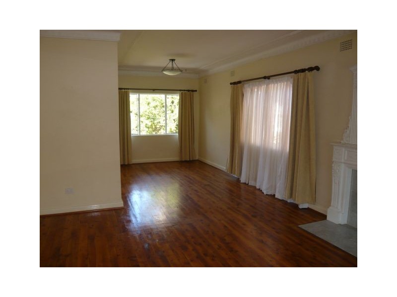 207  Eastern Valley Way, Willoughby NSW 2068