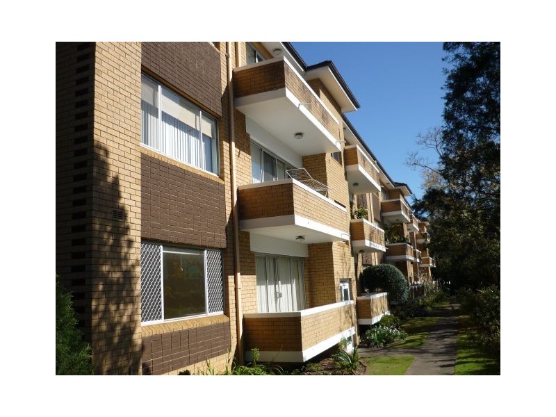 2/20  Hampden Road, Artarmon NSW 2064