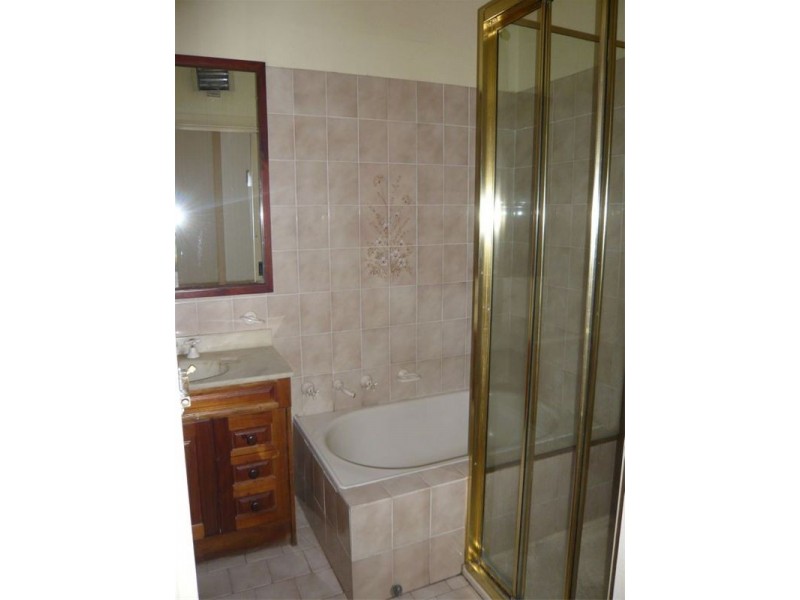 191  Eastern Valley Way, Middle Cove NSW 2068