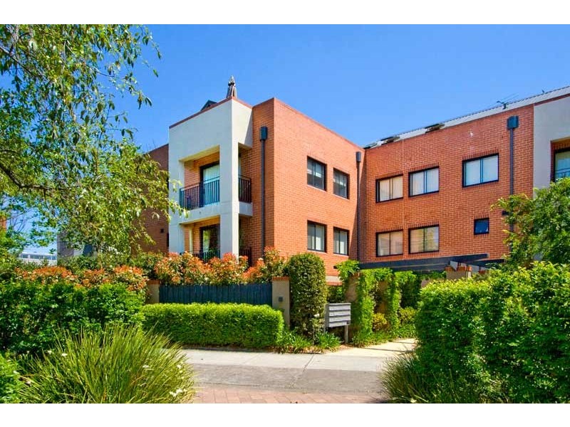 10/2  Abbott Street, Cammeray NSW 2062
