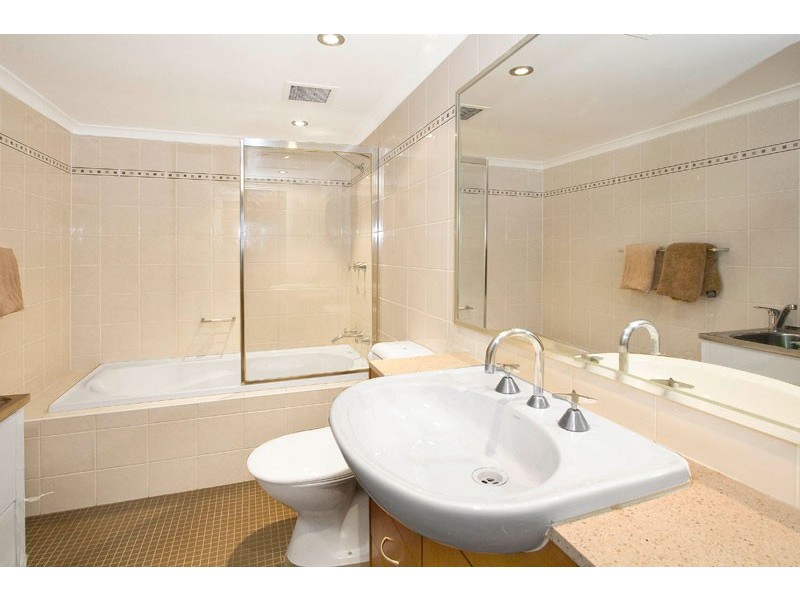 10/2  Abbott Street, Cammeray NSW 2062