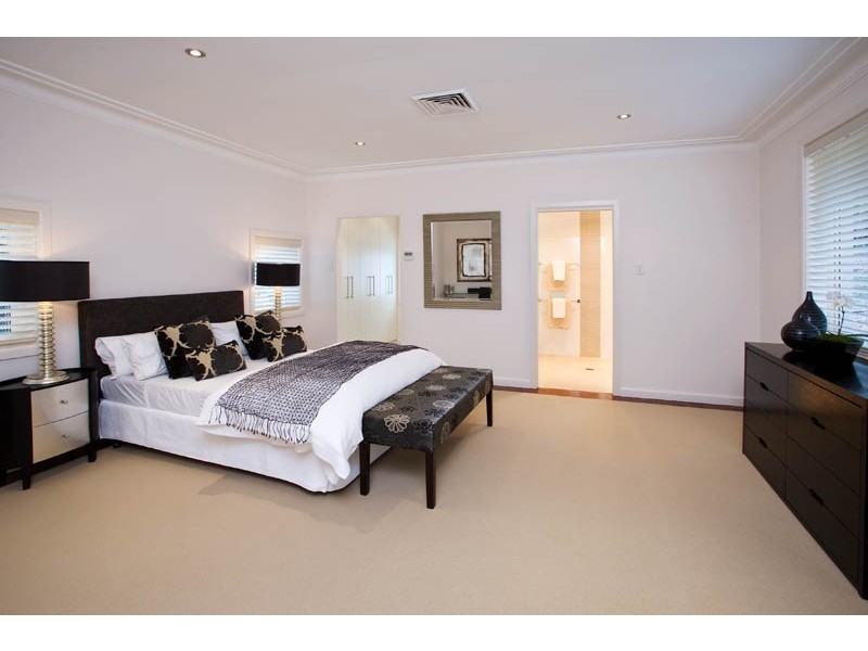 109  Deepwater Road, Castle Cove NSW 2069