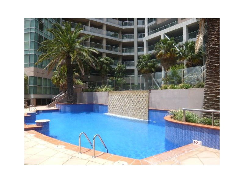 303/2a  Help Street, Chatswood NSW 2067