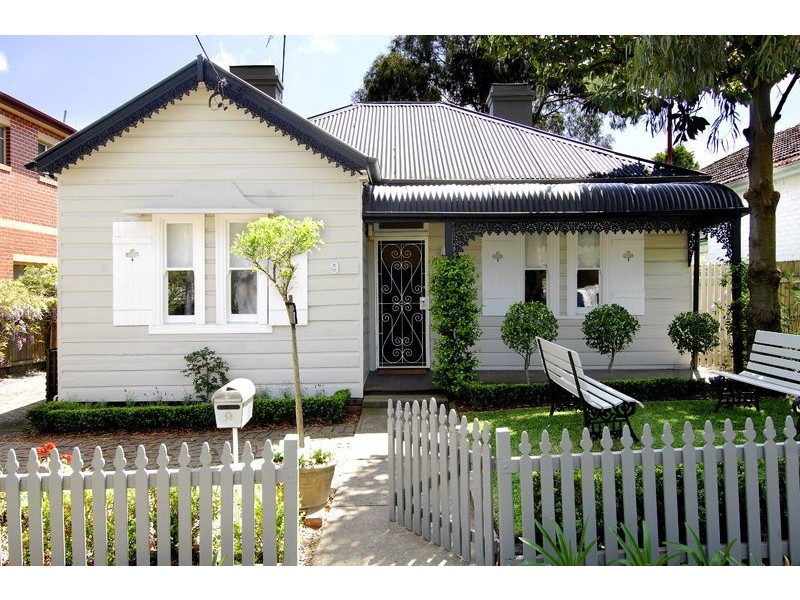 9  Sailors Bay Rd, Willoughby NSW 2068