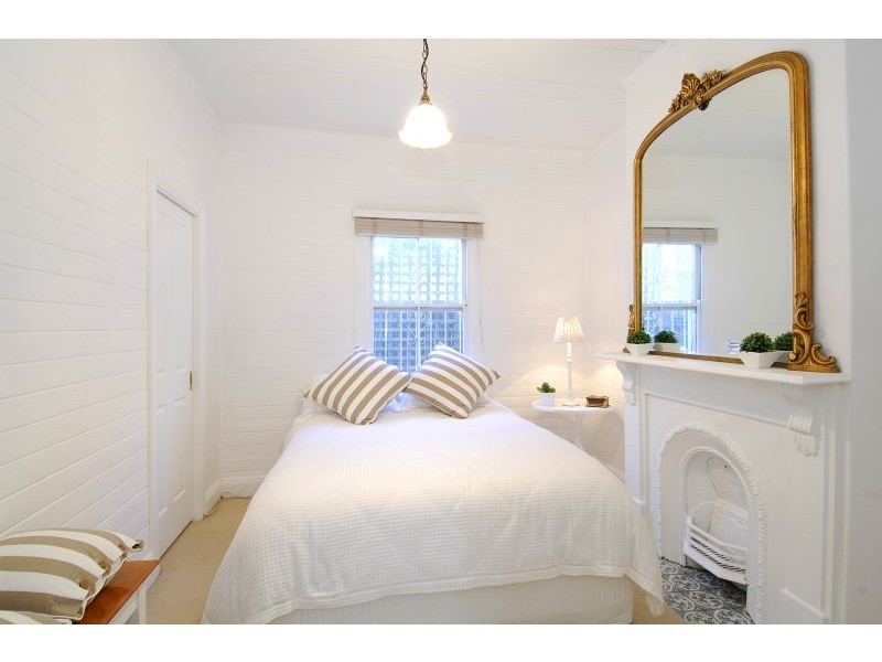 9  Sailors Bay Rd, Willoughby NSW 2068