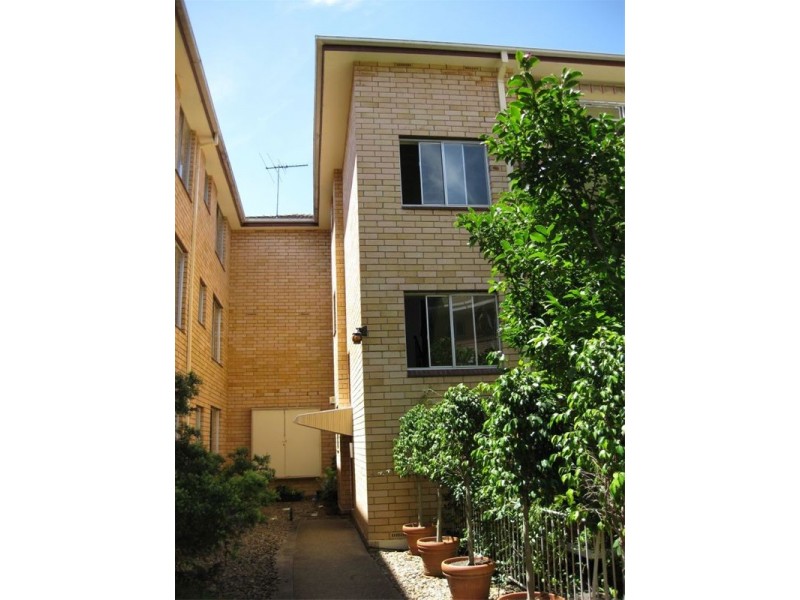 15/2  Church Street, Willoughby NSW 2068