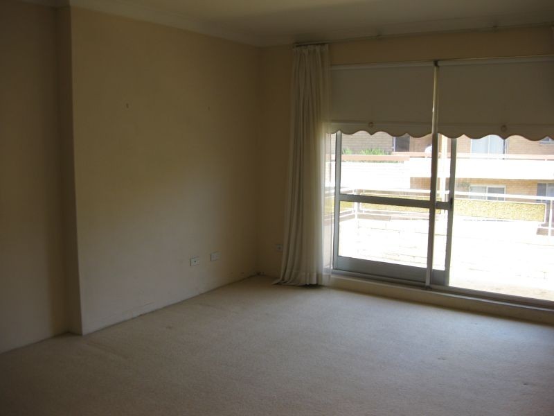 15/2  Church Street, Willoughby NSW 2068