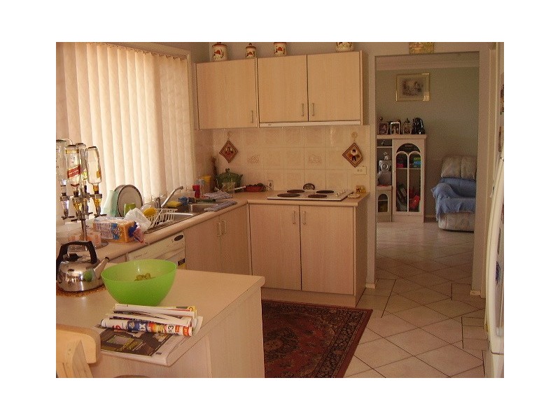 Lake Heights NSW 2502