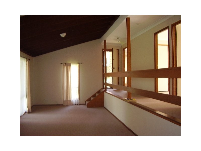21 Toolangi Close, Cordeaux Heights NSW 2526
