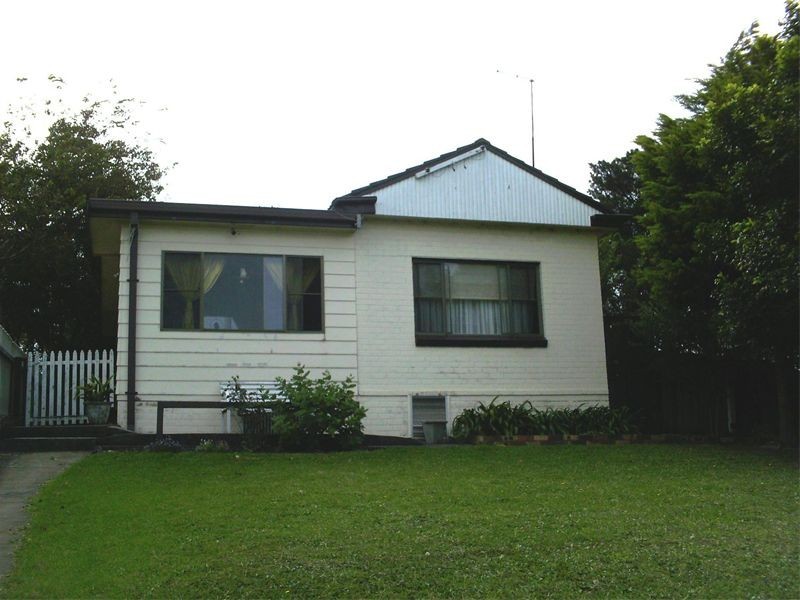 26 First Avenue North, Warrawong NSW 2502