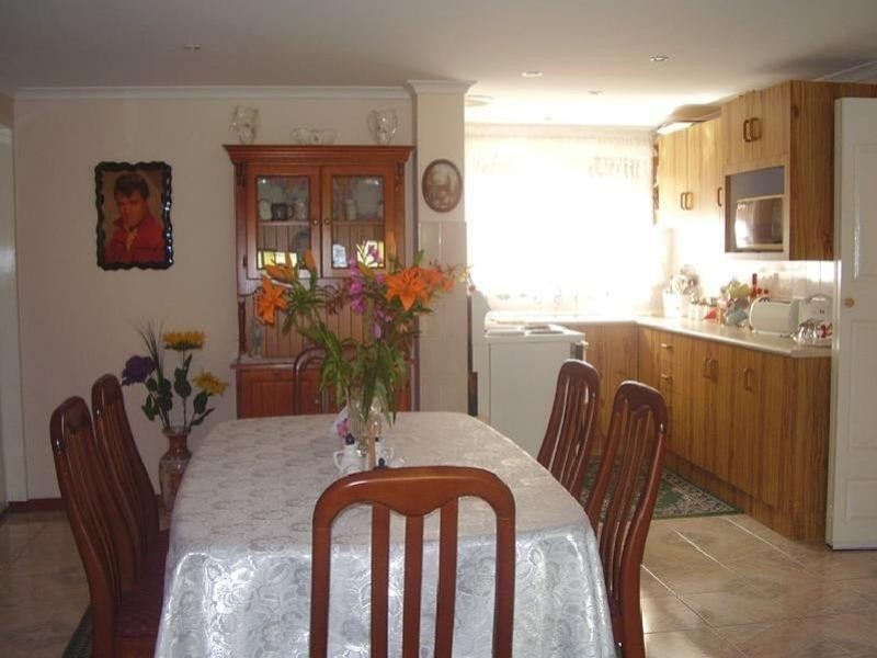 Lake Heights NSW 2502