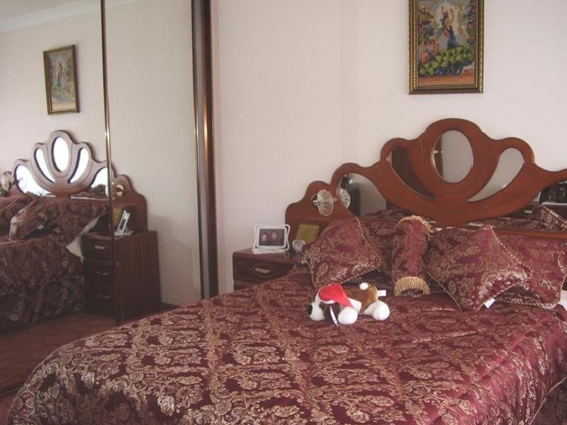 Lake Heights NSW 2502