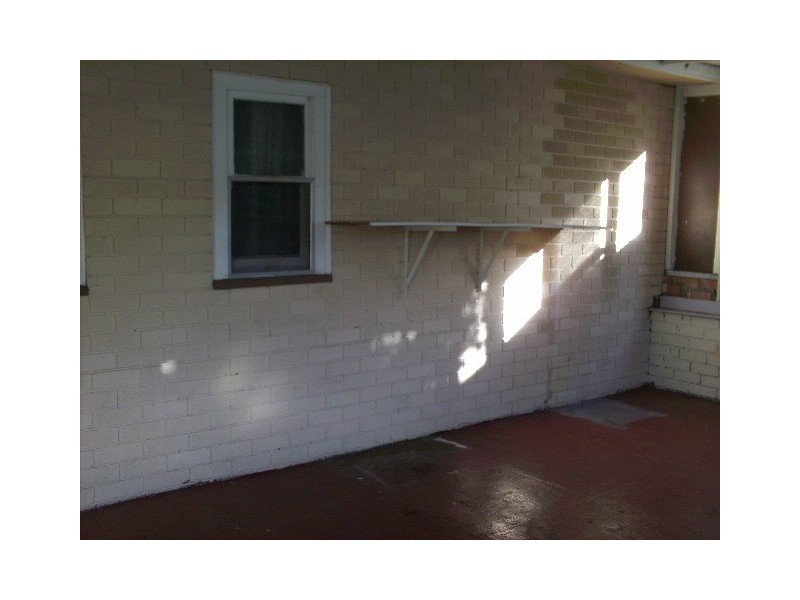 54 Mirrabooka Road, Lake Heights NSW 2502